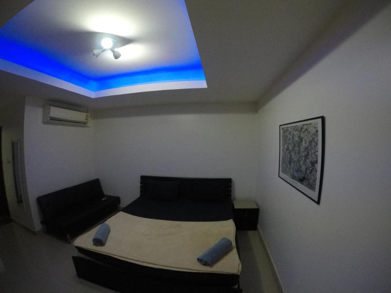 French Connection Hotel Патая Екстериор снимка