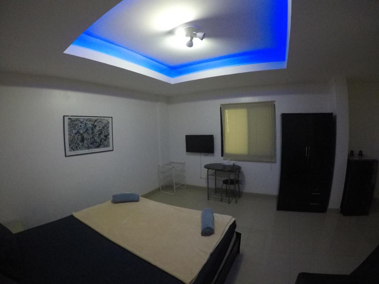 French Connection Hotel Патая Екстериор снимка