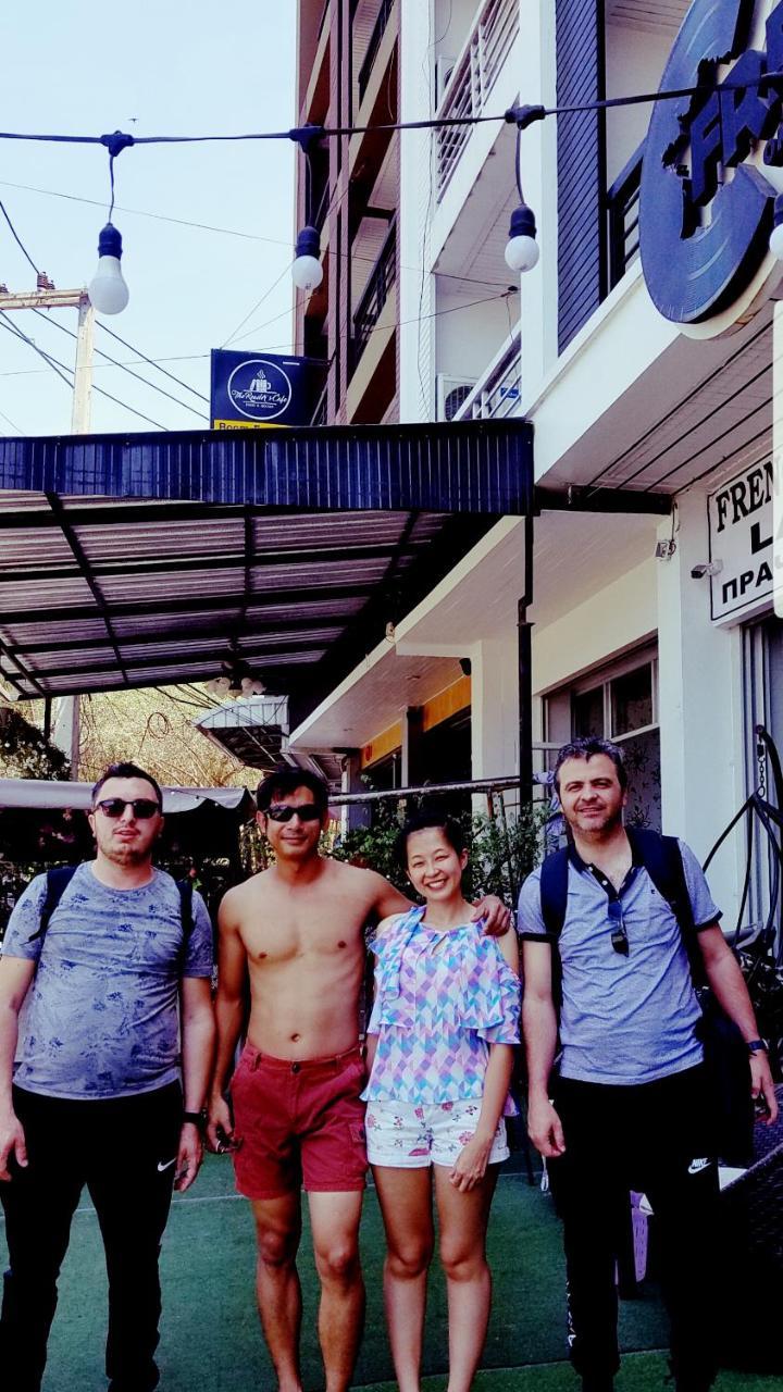 French Connection Hotel Патая Екстериор снимка